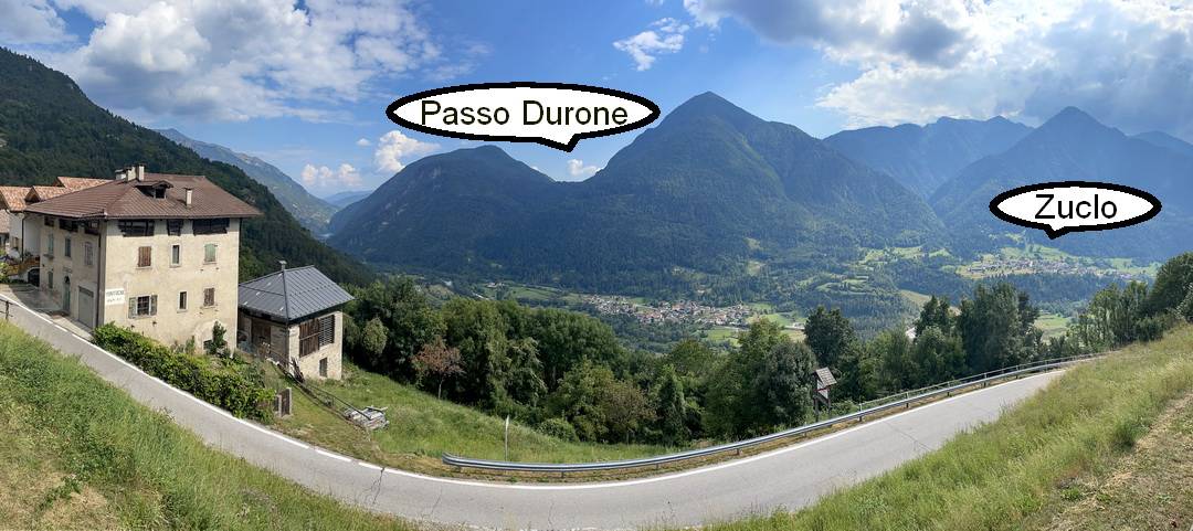 Blick ins Sarcatal mit dem weiteren Wegverlauf über Zuclo zum Passo Durone